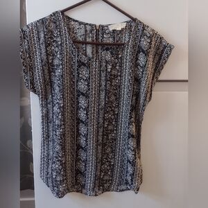 Pink Republic Black and White Blouse with Cap Sleeves Size S..